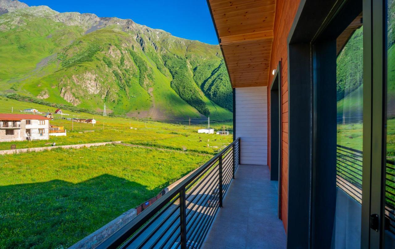 Hotel Darchi Kazbegi Exterior photo